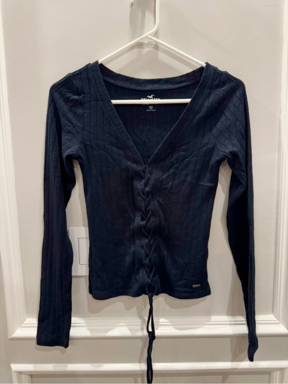 NWT Hollister Navy Blue Lace Up Long Sleeve Size M